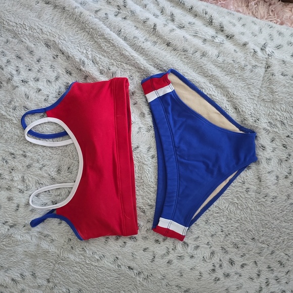 Elizabeth Rogiani Other - Elizabeth Rogiani Independance photoshoot set. Small.